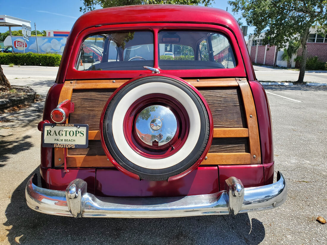 1950 Ford Country Squire Woodie Stationwagon Back