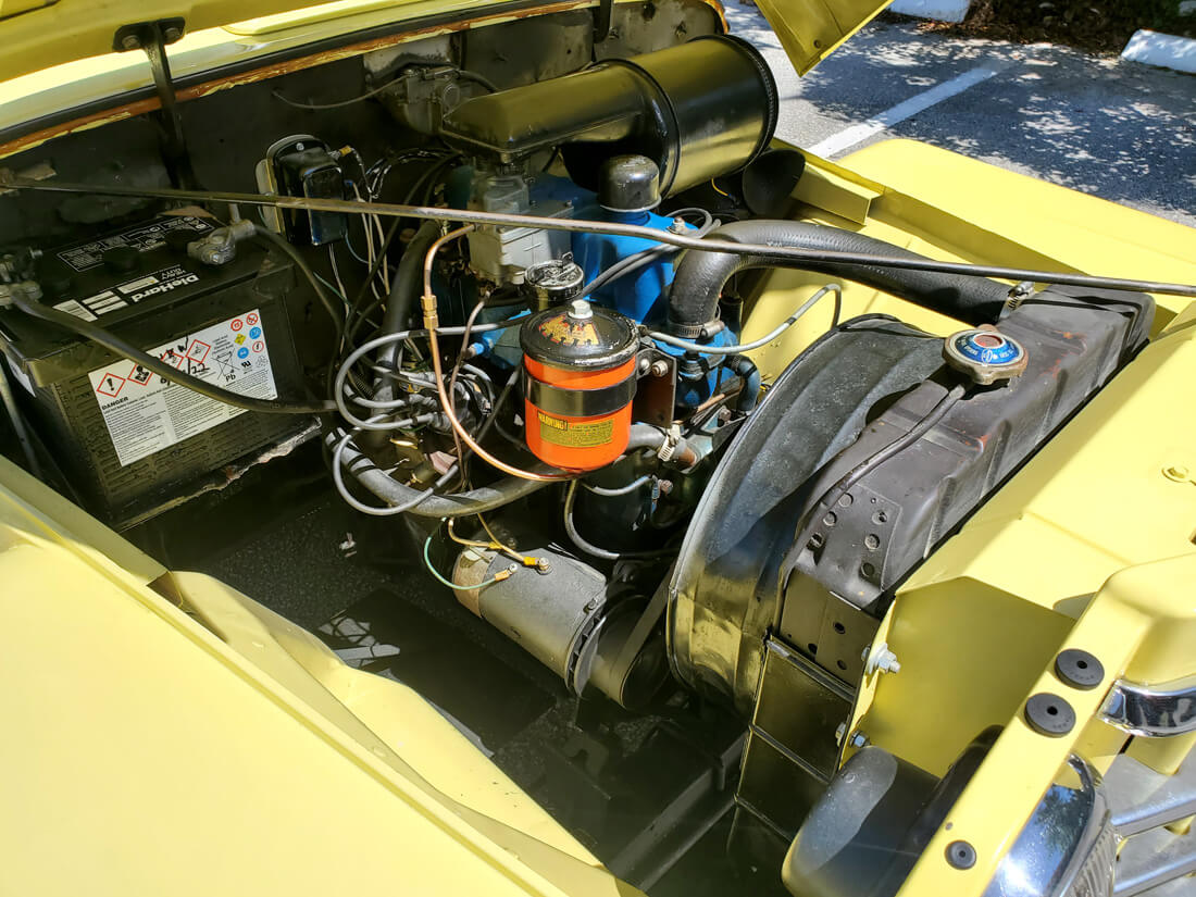 1950 Willys Jeepster - Engine