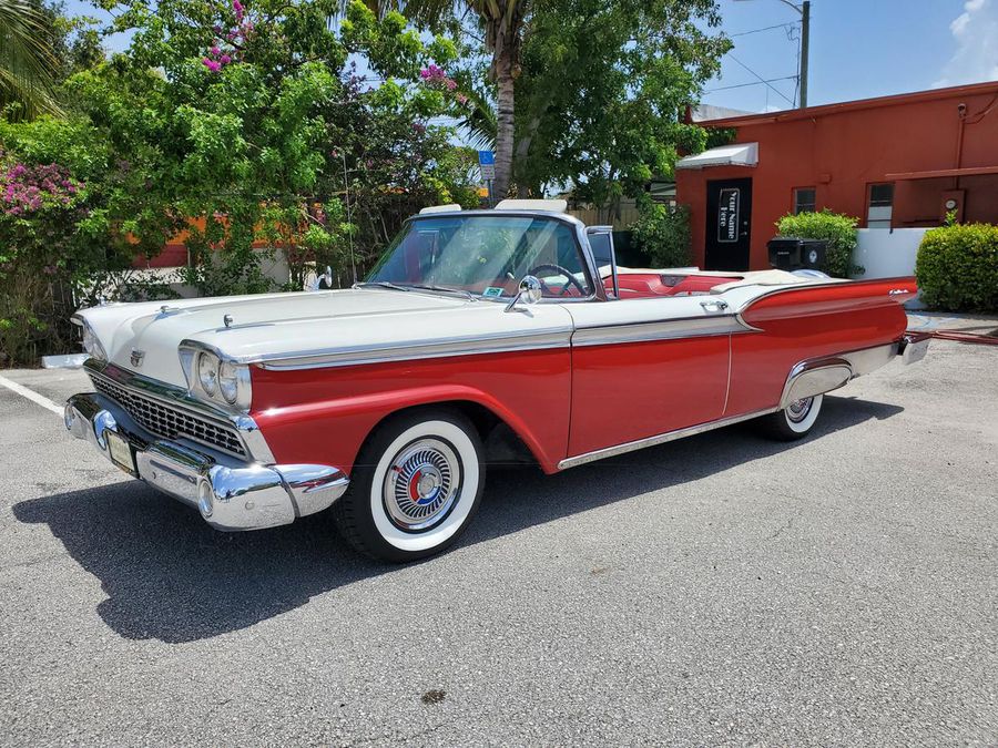 1959 Ford Galaxie 500 Sunliner Convertible