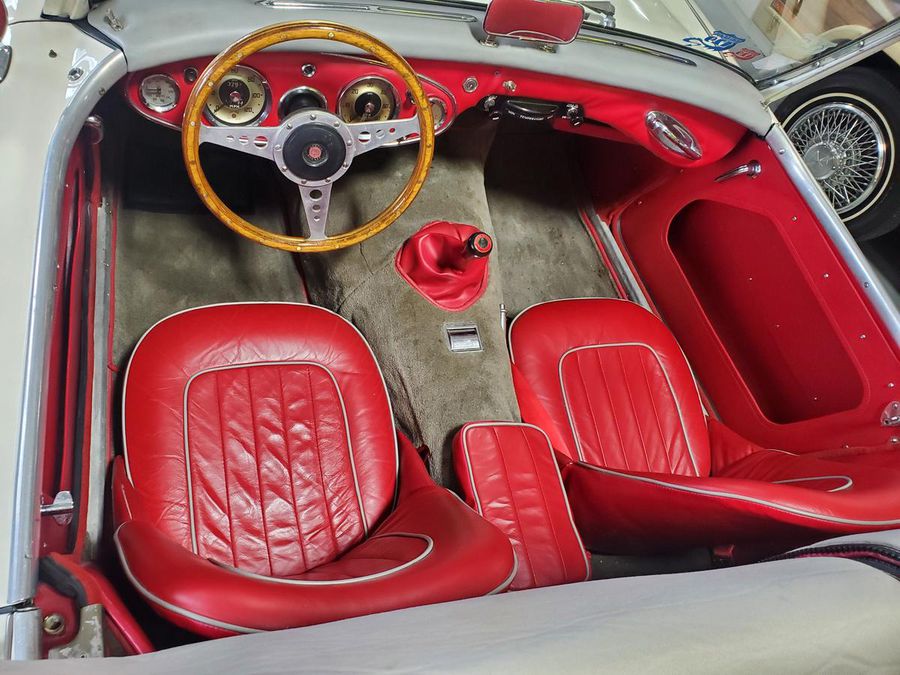 1962 Austin-Healey 3000 Roadster Interior