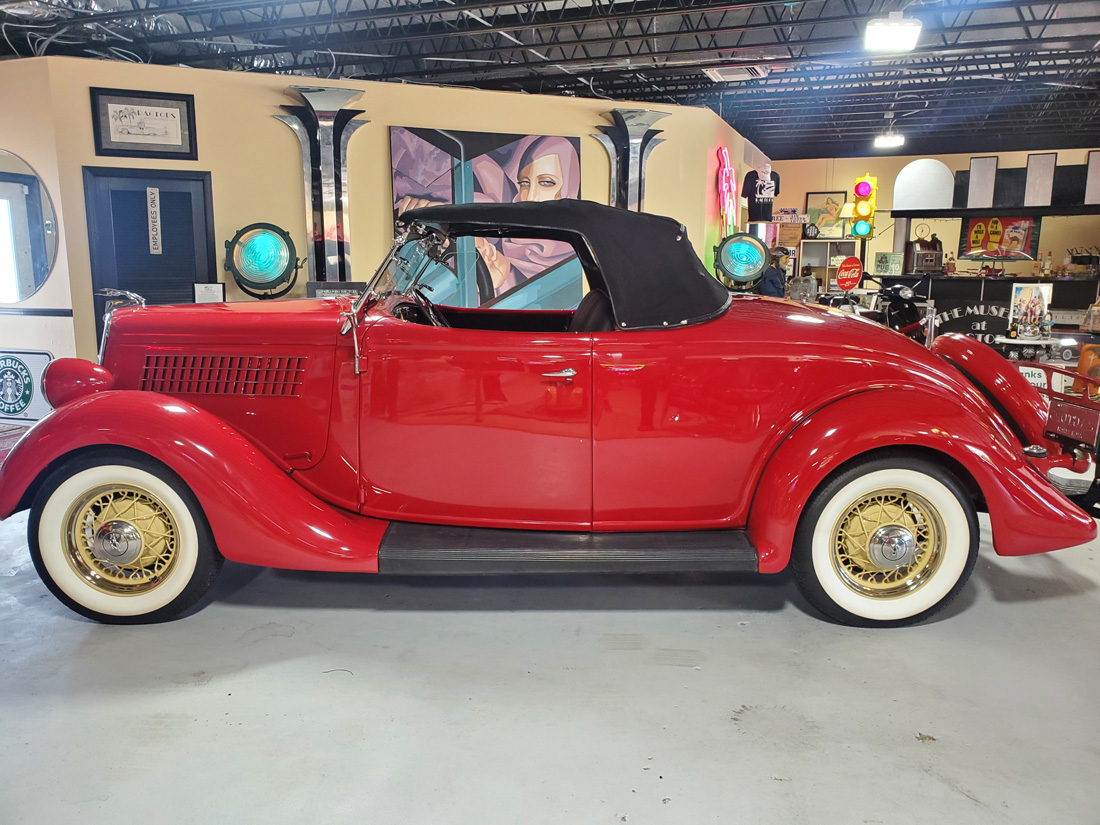 1935 Ford Rumbleseat Convertible Cabriolet